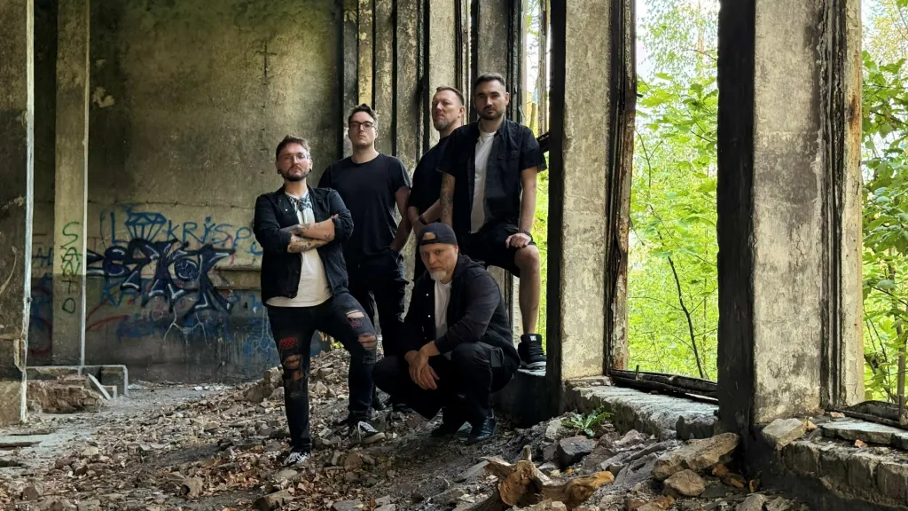 Deadly Nightshade "Alive" - nowy utwór zapowiadający EP