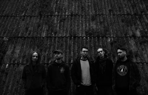 Asteriæ  drugi singiel blackened post hardcore’owego składu z Poznania  ‘Tchnienie’